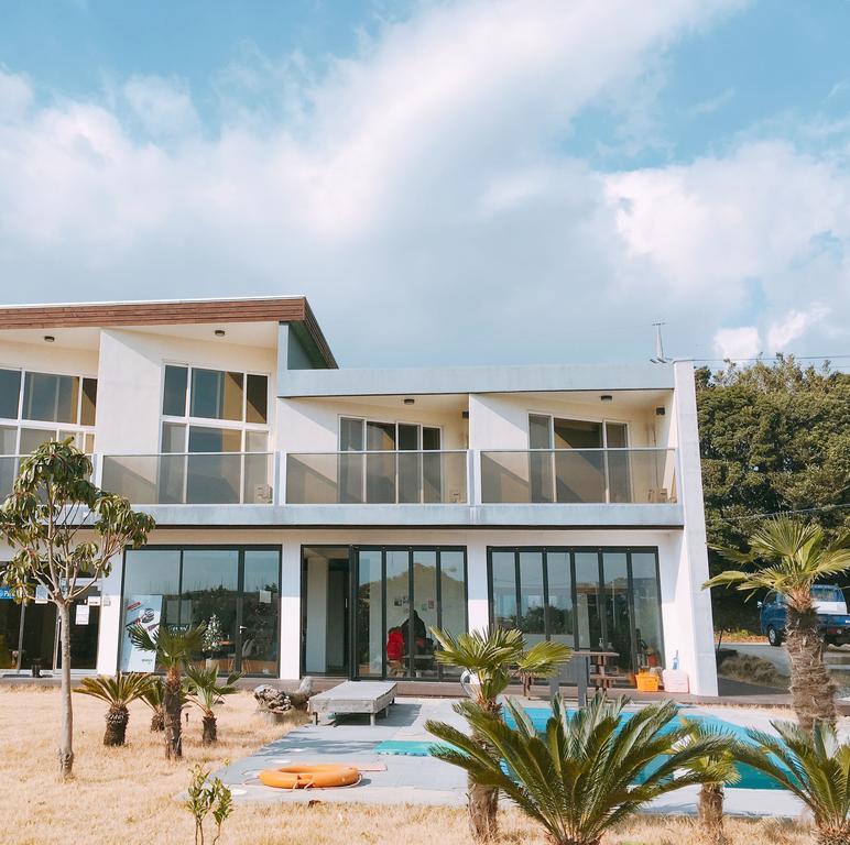 New Heaven Jeju Villa Seogwipo Bagian luar foto