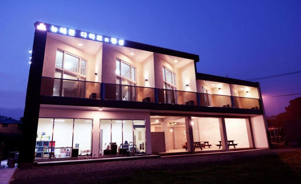 New Heaven Jeju Villa Seogwipo Bagian luar foto