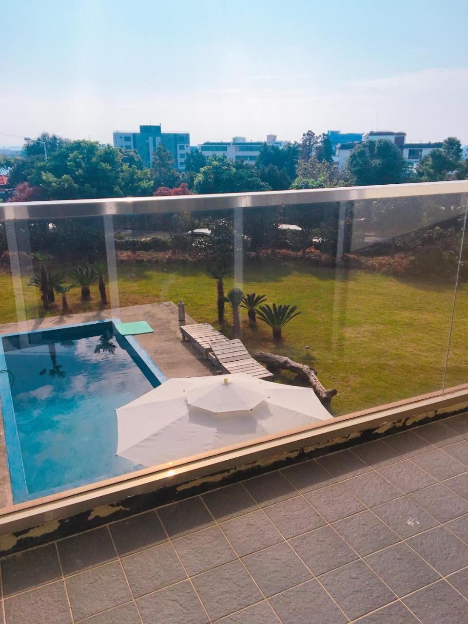 New Heaven Jeju Villa Seogwipo Bagian luar foto